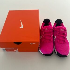 Nike Star Runner 4 - Hot Pink